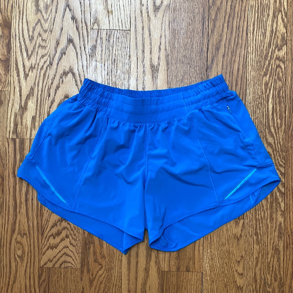 Lululemon Hotty Hot Low-Rise Lined 4” short.